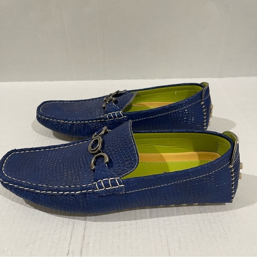 Men’s Coronado Blue Faux Leather Slip On Loafers Size 8 US! - Picture 2 of 7